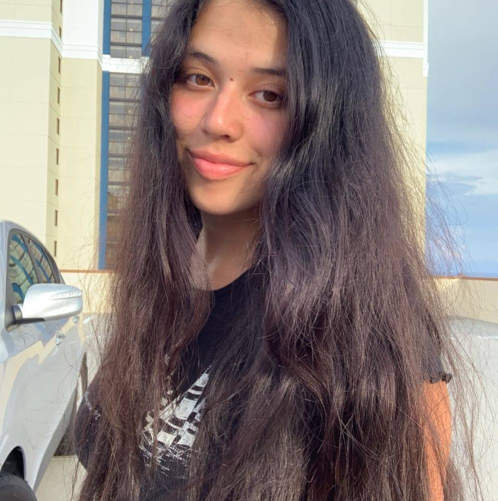 Meet your Posher, Ana